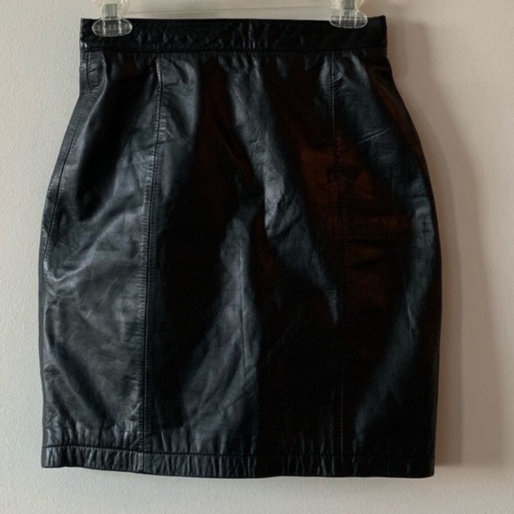 Leather skirt